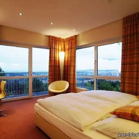 Parkhotel 4* Донаувёрт