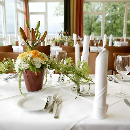 Parkhotel فندق