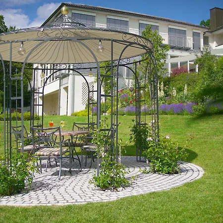 Parkhotel מלון Donauwörth